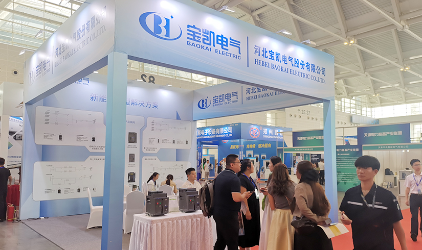 暴击行业天花板！jinnianhui今年会电气硬核技术亮相天津清洁能源展，引央视记者及能源产业巨头现场“挖宝”